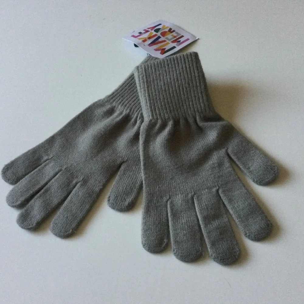 TROUVE WOMENS KNIT GLOVES GRAY OS NWT